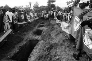 26 anos do Massacre de Eldorado dos Carajás, assassinatos de sem terras disparam e impunidade permanece