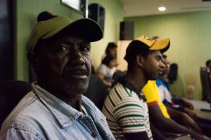 Quilombolas aguardam em vigília julgamento no STF em Brasília Quilombolas aguardam em vigília julgamento no STF em Brasília